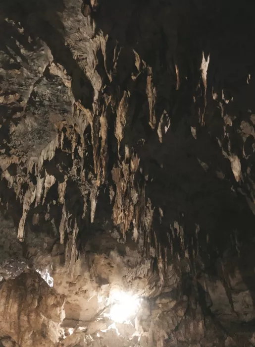 Пещера «Hinagdanan Cave»
