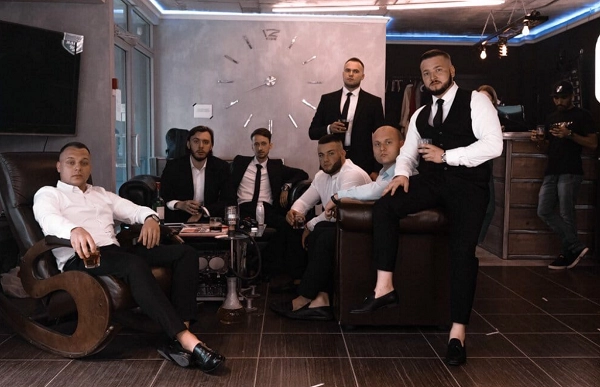 Barbershop "V8".