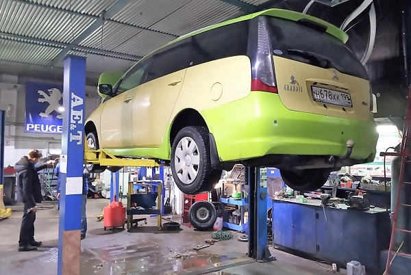 Автосервис "СТО Японцев".