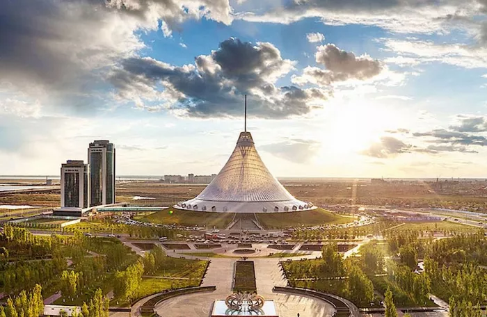 Хан Шатыр