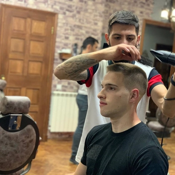 Vikings Barbershop.
