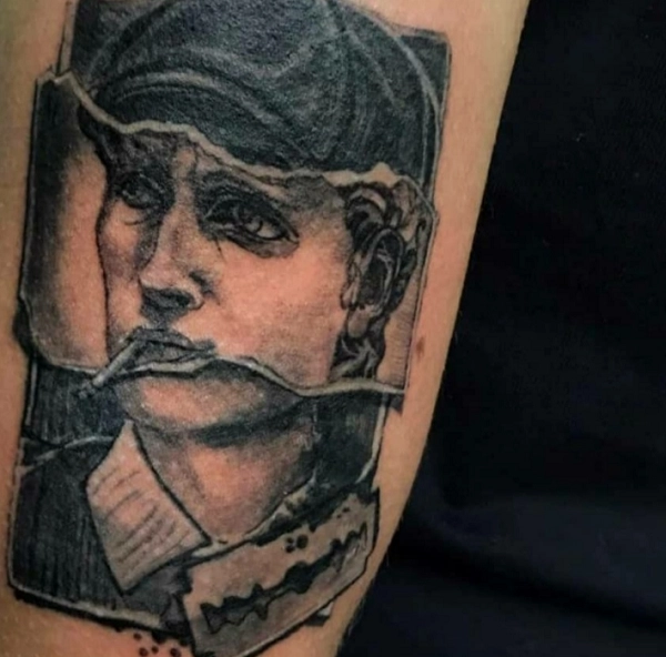 CRAFT BARBERSHOP & TATTOO STUDIO.