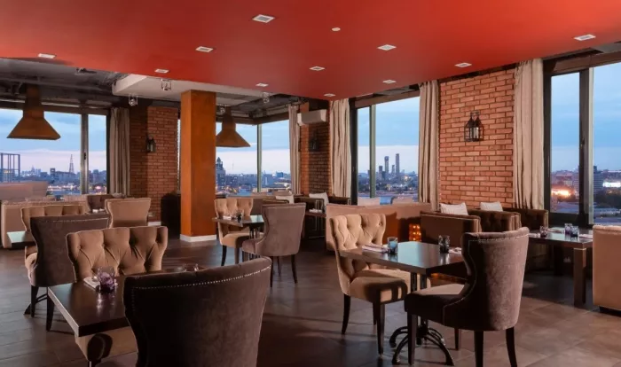 Гостиница 4* "Palmira Business Club".