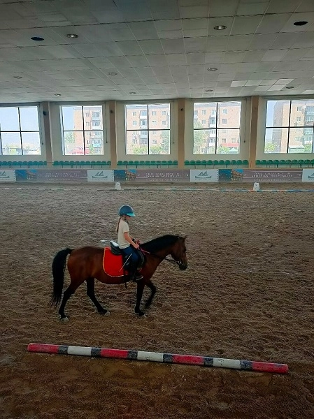 Конный центр им. Овика Айрапетяна.