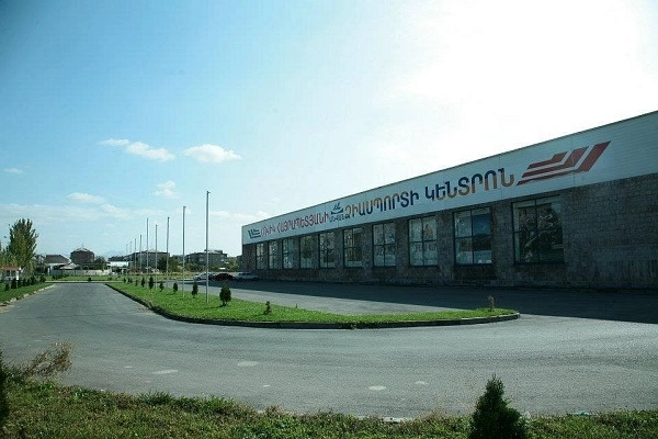 Конный центр им. Овика Айрапетяна.