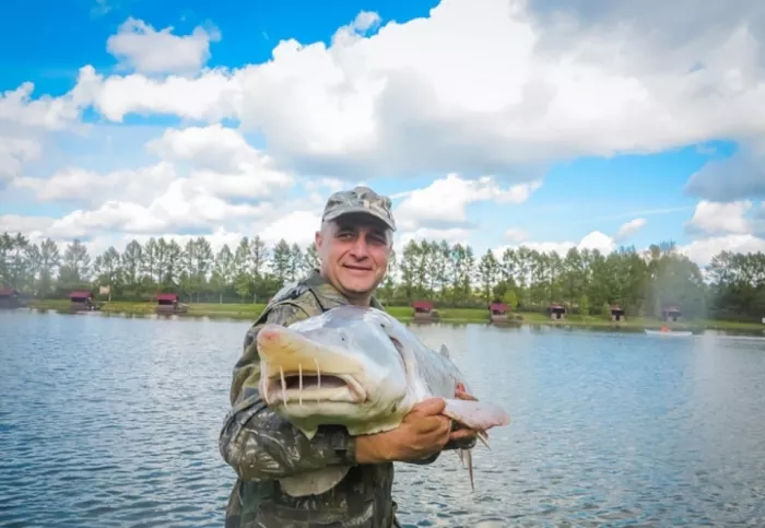 Рыболовный клуб "Золотой сазан".