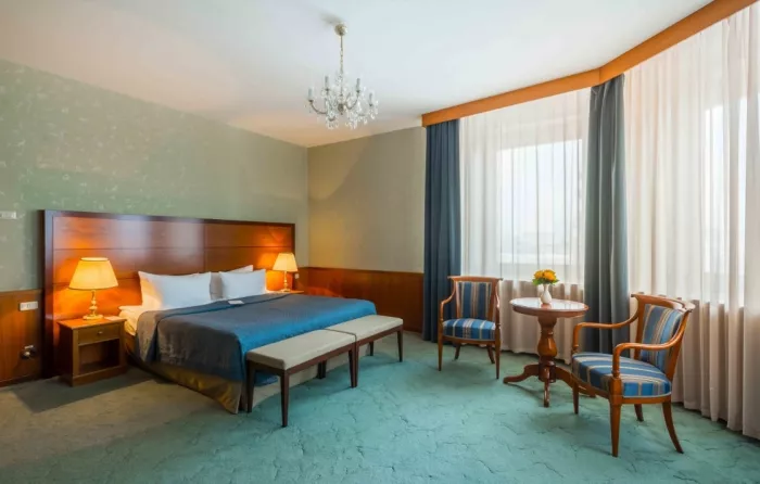 Гостиничный комплекс 4* "Президент-Отель".