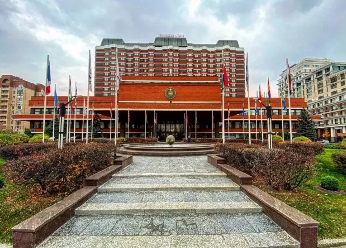 Гостиничный комплекс 4* "Президент-Отель".
