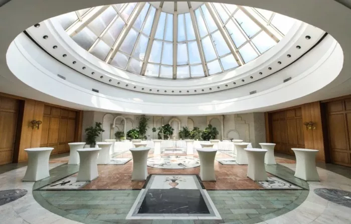 Гостиничный комплекс 4* "Президент-Отель".