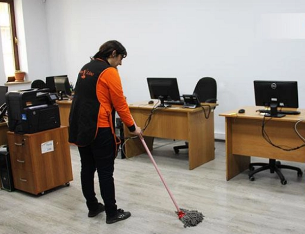Услуги по уборке "Cleanline" (մաքրման ծառայություն).