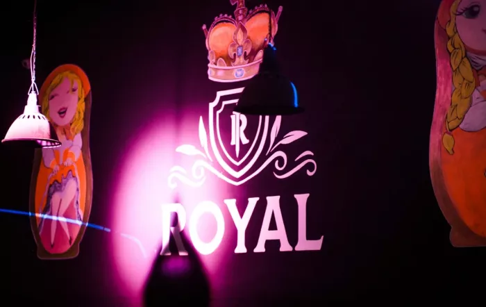 Ночной клуб "Royal".