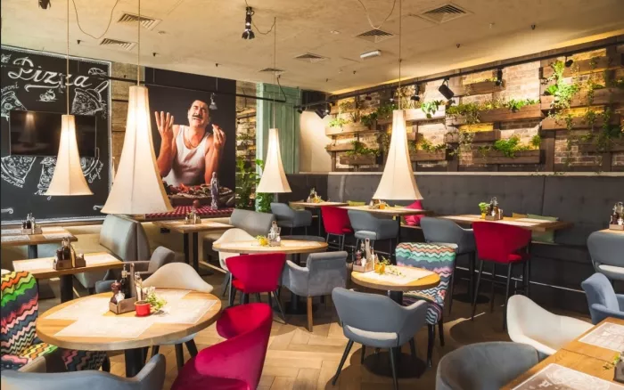 Домашний итальянский ресторан "Osteria Mario".