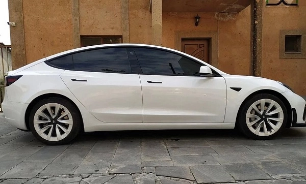 Ремонт и обслуживание автомобилей в Ереване "Tesla Service Armenia".