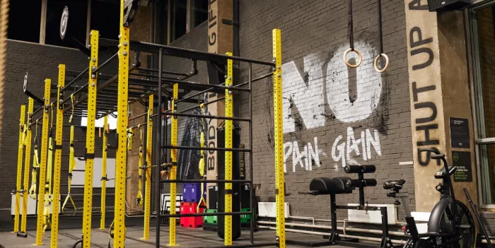 Фитнес клуб "Alex Fitness".