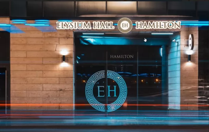 Караоке-клуб "Hamilton Lounge Bar".