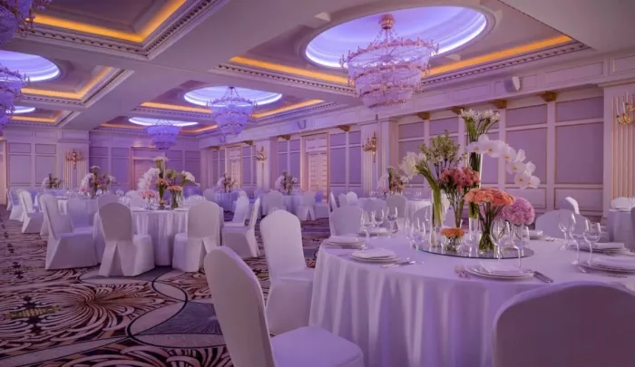 Гостиница 5* "The Carlton, Moscow".