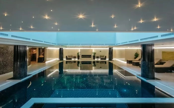 Гостиница 5* "The Carlton, Moscow".