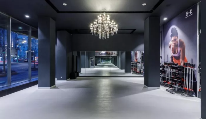 Фитнес центр "Crocus Fitness".