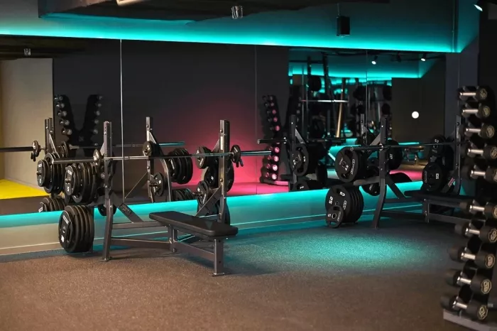 Фитнес-клуб "Fitnation".
