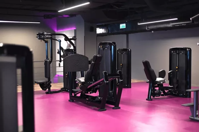 Фитнес-клуб "Fitnation".