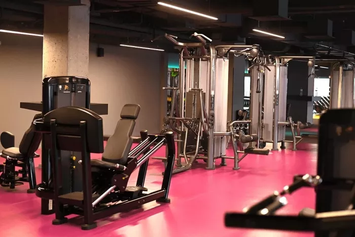 Фитнес-клуб "Fitnation".