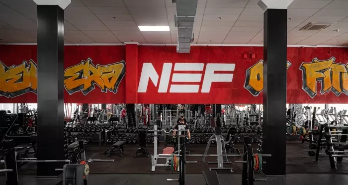 Фитнес-клуб "NEF".