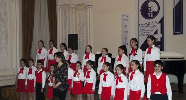 Музыкальная школа "Luiza-V Music School".