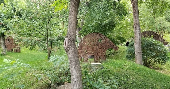 Парк влюбленных в Ереване.