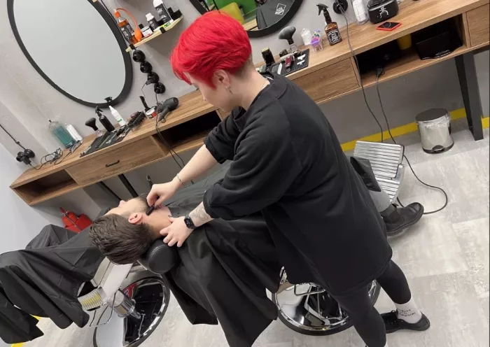 Барбершоп "BarberIcon".