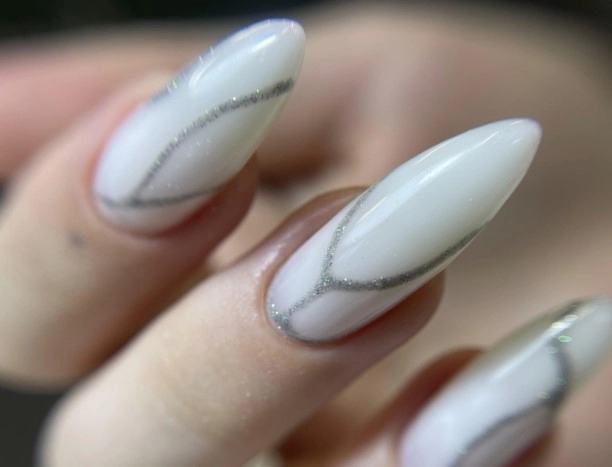 Ногтевые студии "French zona manicure"