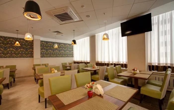 Отель 4* "Салют".