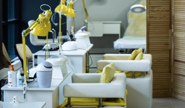 Ногтевая студия "YellowArtStudio"