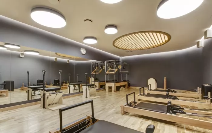 Фитнес-клуб "FIJI SPORT CLUB".