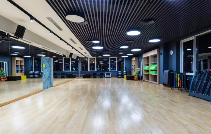 Фитнес-клуб "FIJI SPORT CLUB".