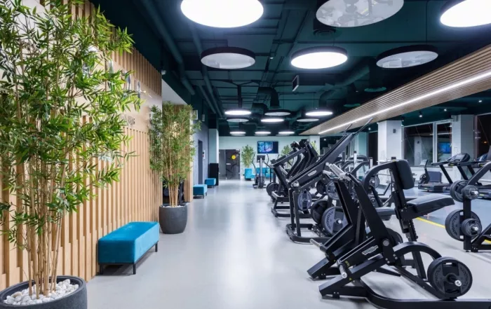 Фитнес-клуб "FIJI SPORT CLUB".