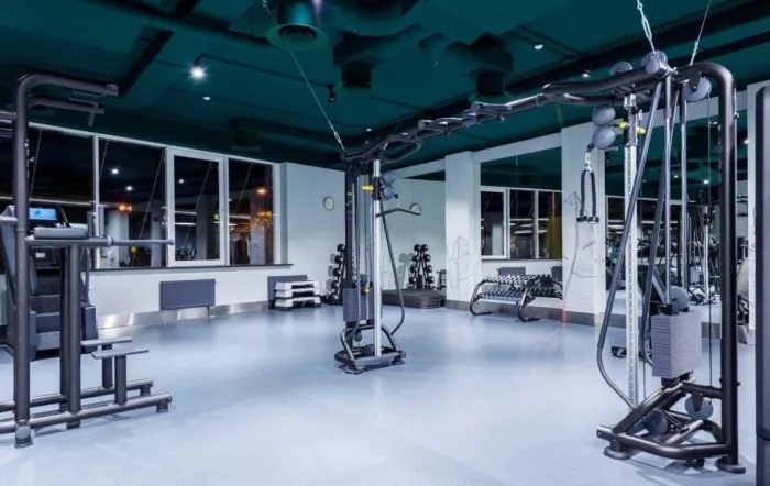 Фитнес-клуб "FIJI SPORT CLUB".