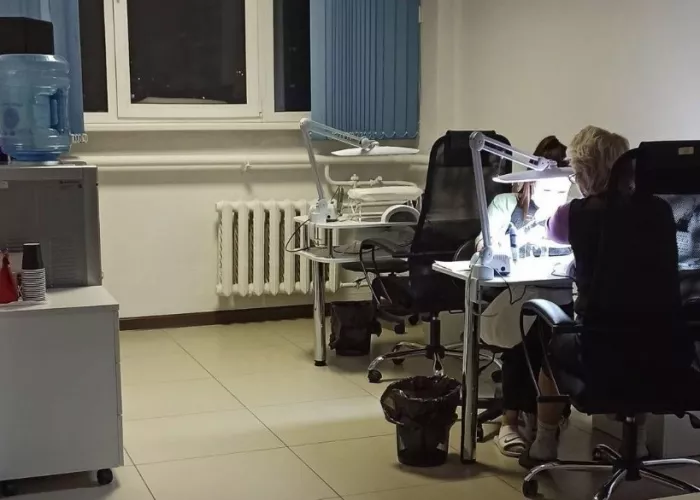 Ногтевой салон "#наноготочках"