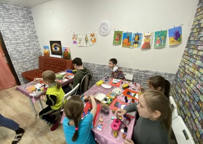 Художественная студия "Artwall"