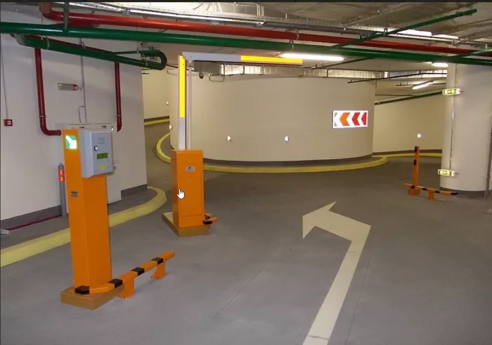 Сеть общественных парковок "A1PARK".