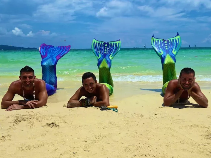 Aкадемия "Philippine Mermaid Swimming Academy"