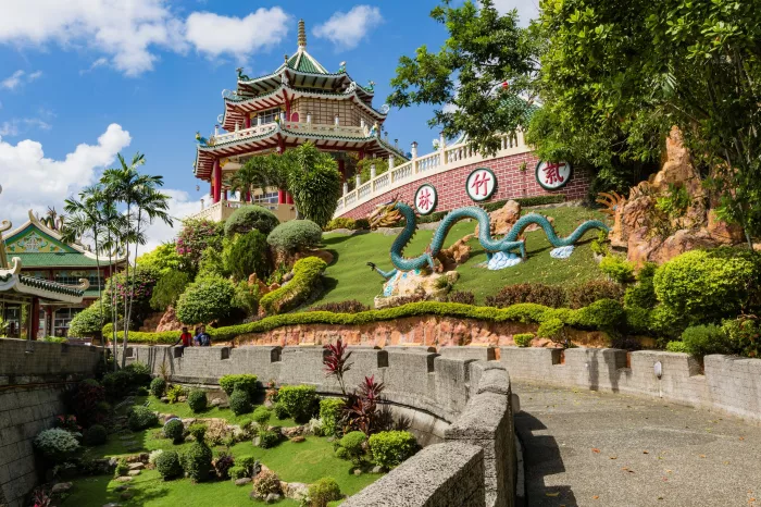 Храм "Cebu Taoist Temple"