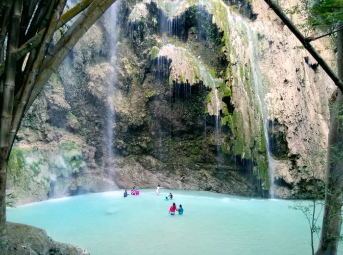 Водопад "Tumalog Waterfalls"