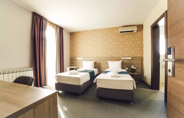 Hotel Mint