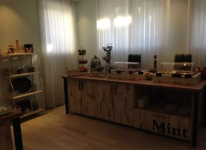 Hotel Mint