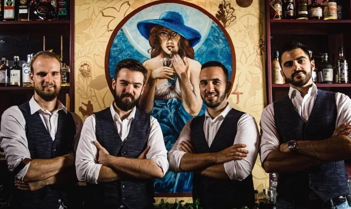 Riddle Bar