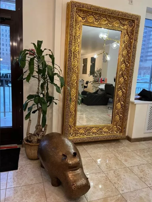 Салон красоты "Nina Toros Beauty Club".