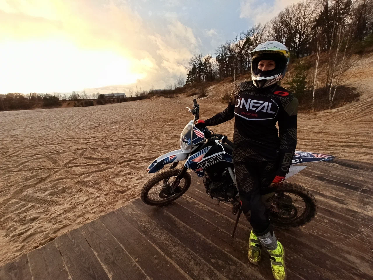 Мотошкола "Pitbike Enduro Club". 