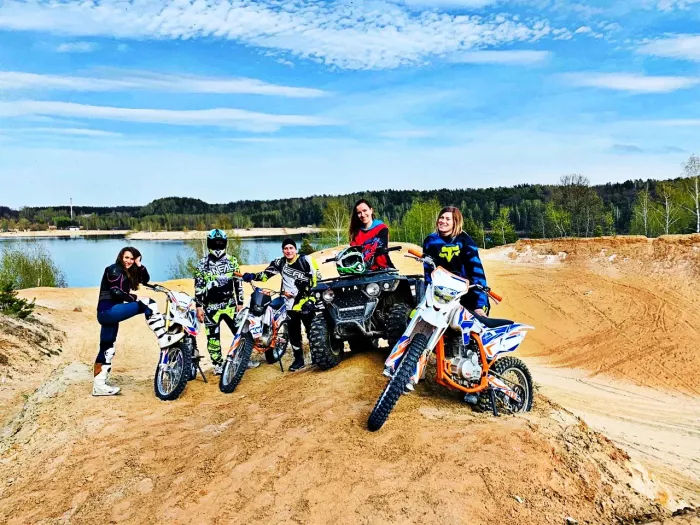 Мотошкола "Pitbike Enduro Club". 