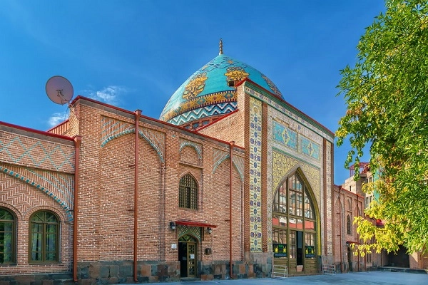 Голубая мечеть в Ереване.