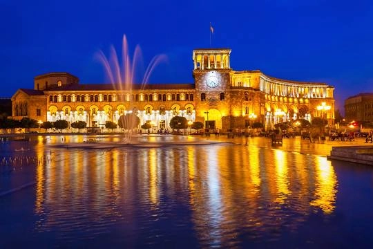 Площадь Республики в Ереване.